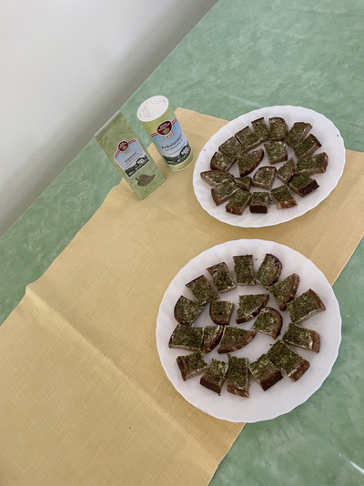 Brote mit Kräutersalz